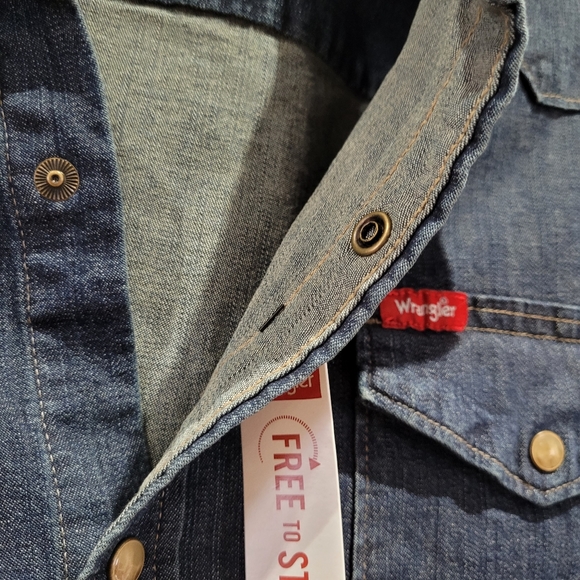 Jean pearl button snap up shirt 👕 👌 😍 - Picture 4 of 14